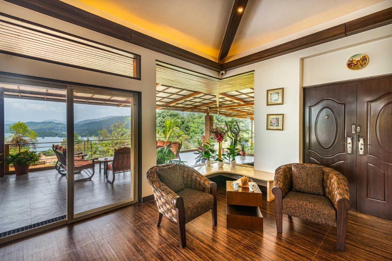 Ekam Lake House By Stayvista With Mountain & Lake Views, Outdoor Jacuzzi, Sauna, Modern Amenities & Kitchen Garden Pune Bagian luar foto